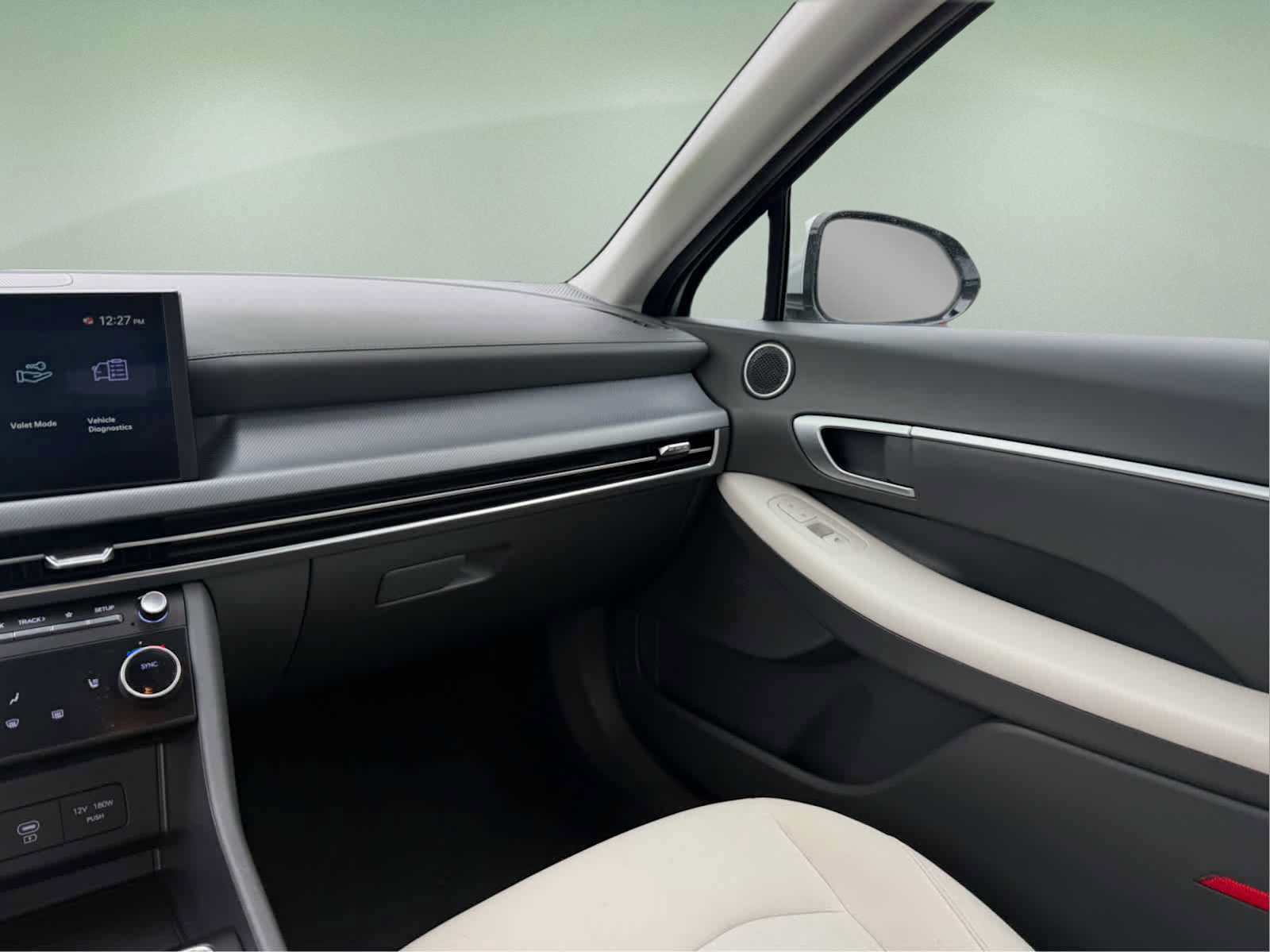 Used 2025 Hyundai Sonata SEL FWD image 30
