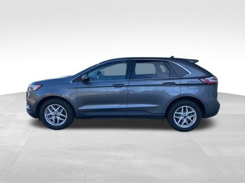Used 2024 Ford Edge SEL image 5