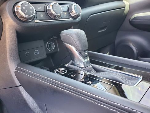 Used 2024 Nissan Kicks SV w/ Interior Electronics Package FWD image 28