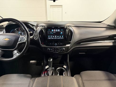 Used 2019 Chevrolet Traverse LT image 18