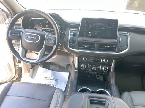 Used 2022 GMC Yukon XL SLT w/ SLT Luxury Package RWD image 15