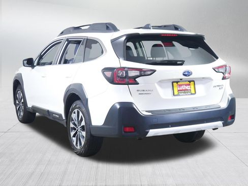 Used 2023 Subaru Outback Limited XT AWD/4WD image 5