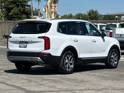 Used 2022 Kia Telluride EX FWD image 3