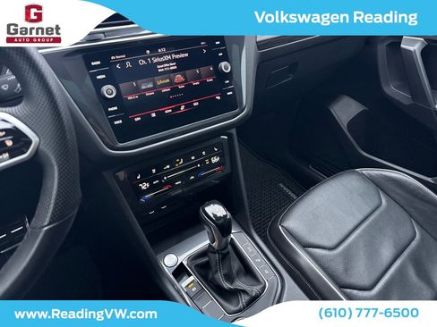Used 2022 Volkswagen Tiguan SEL R-Line image 17