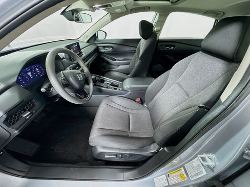 Used 2023 Honda Accord EX image 13