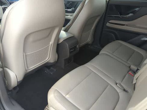 Used 2023 Lincoln Corsair FWD image 18