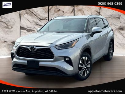 Used 2022 Toyota Highlander XLE