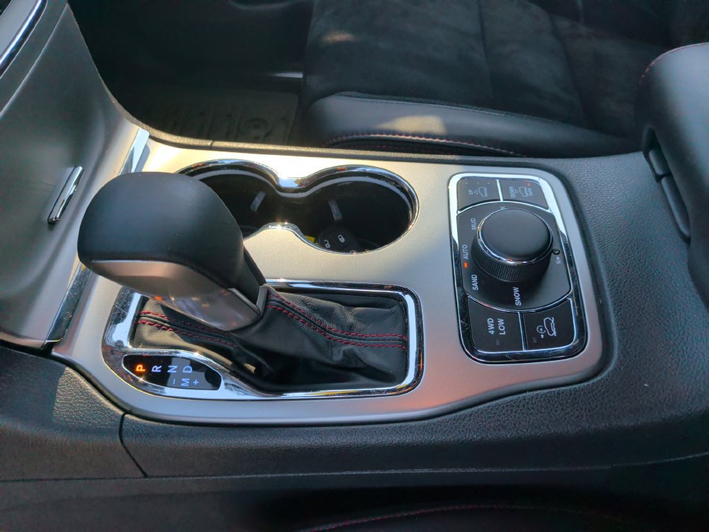 Used 2017 Jeep Grand Cherokee Trailhawk AWD/4WD image 21