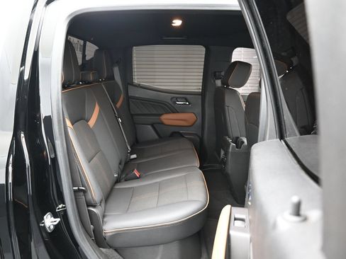 Used 2024 GMC Canyon AT4 w/ Technology Package AWD/4WD image 12