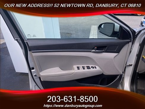 Used 2018 Hyundai Elantra SE FWD image 10