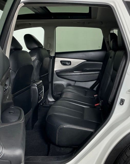 Used 2018 Nissan Murano Platinum FWD image 21