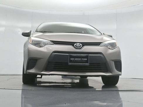 Used 2016 Toyota Corolla LE image 40