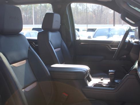 Used 2023 GMC Sierra 1500 AT4 w/ AT4 Premium Package image 37