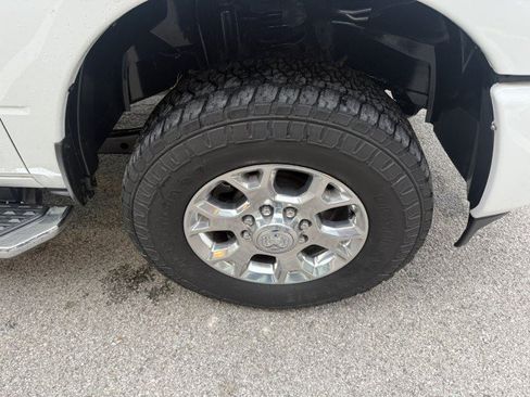 Used 2024 RAM 2500 Laramie AWD/4WD image 15
