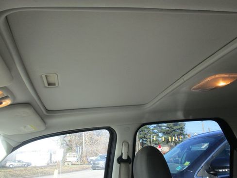 Used 2010 Ford Escape XLT image 15