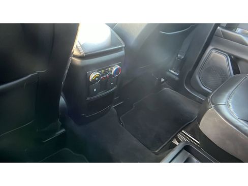 Used 2020 Ford Explorer XLT w/ Equipment Group 202A image 16