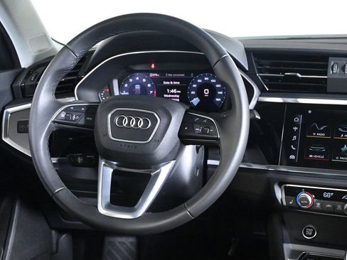 Used 2025 Audi Q3 2.0T Premium w/ Convenience Package image 10