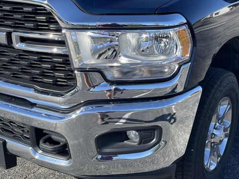 Used 2023 RAM 2500 Big Horn w/ Level 1 Equipment Group image 10