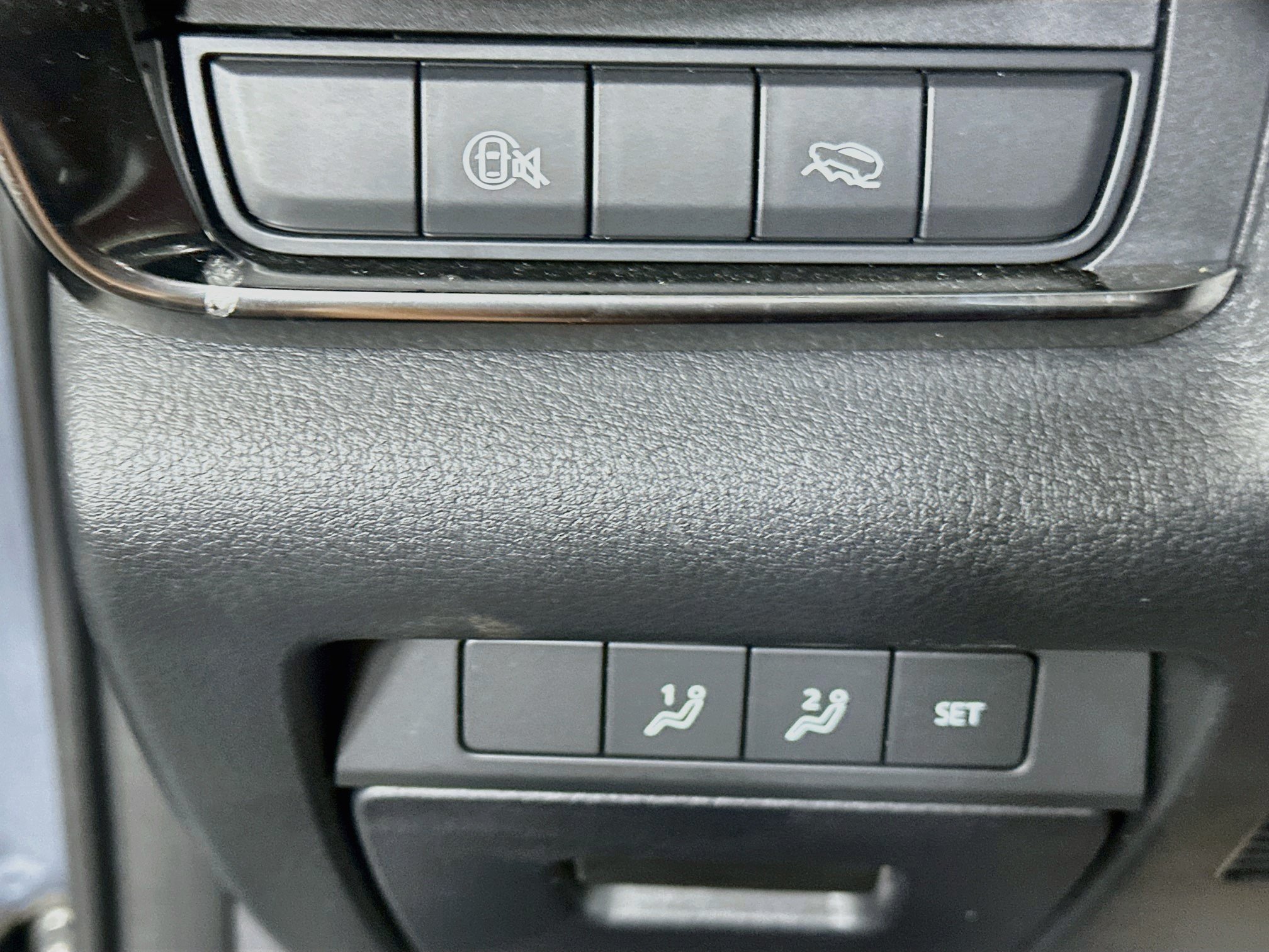 Used 2025 MAZDA CX-30 AWD 2.5 S w/ Preferred Package image 17