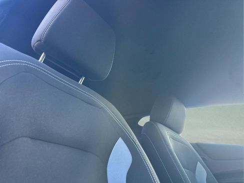 Used 2019 Chevrolet Camaro LT image 16