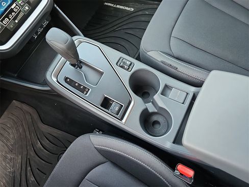 Certified 2025 Subaru Crosstrek 2.0i Premium image 24