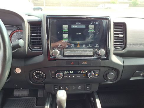 Used 2022 Nissan Frontier PRO-4X w/ Pro-4X Premium Package AWD/4WD image 10
