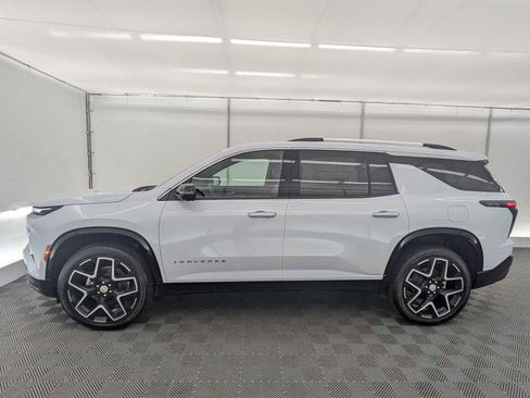 New 2026 Chevrolet Traverse High Country image 3