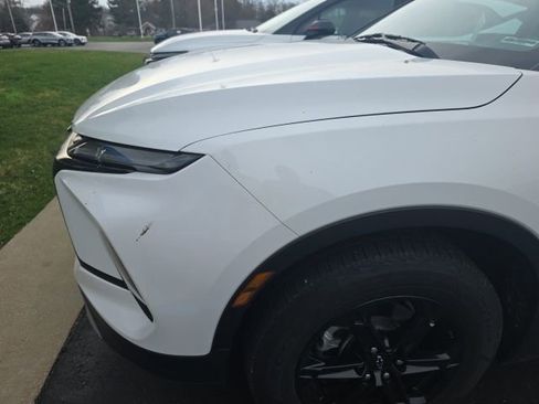 Used 2023 Chevrolet Blazer LT w/ Midnight/Sport Edition image 12