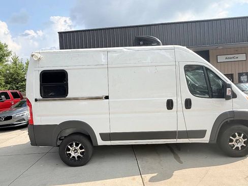 Used 2017 RAM ProMaster 1500 FWD image 16