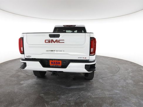Used 2023 GMC Sierra 2500 AT4 w/ AT4 Premium Plus Package image 11