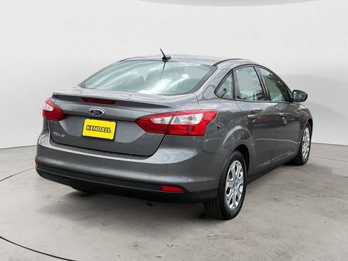 Used 2012 Ford Focus SE FWD image 5
