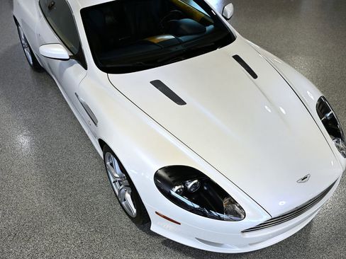 Used 2009 Aston Martin DB9 Coupe RWD image 24