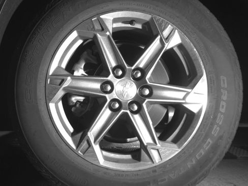 Used 2025 Chevrolet Blazer LT FWD image 12