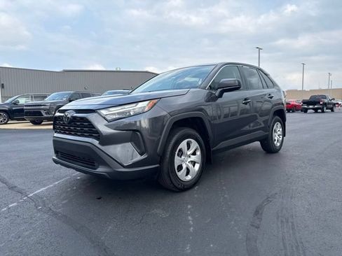 Certified 2023 Toyota RAV4 LE AWD/4WD image 3