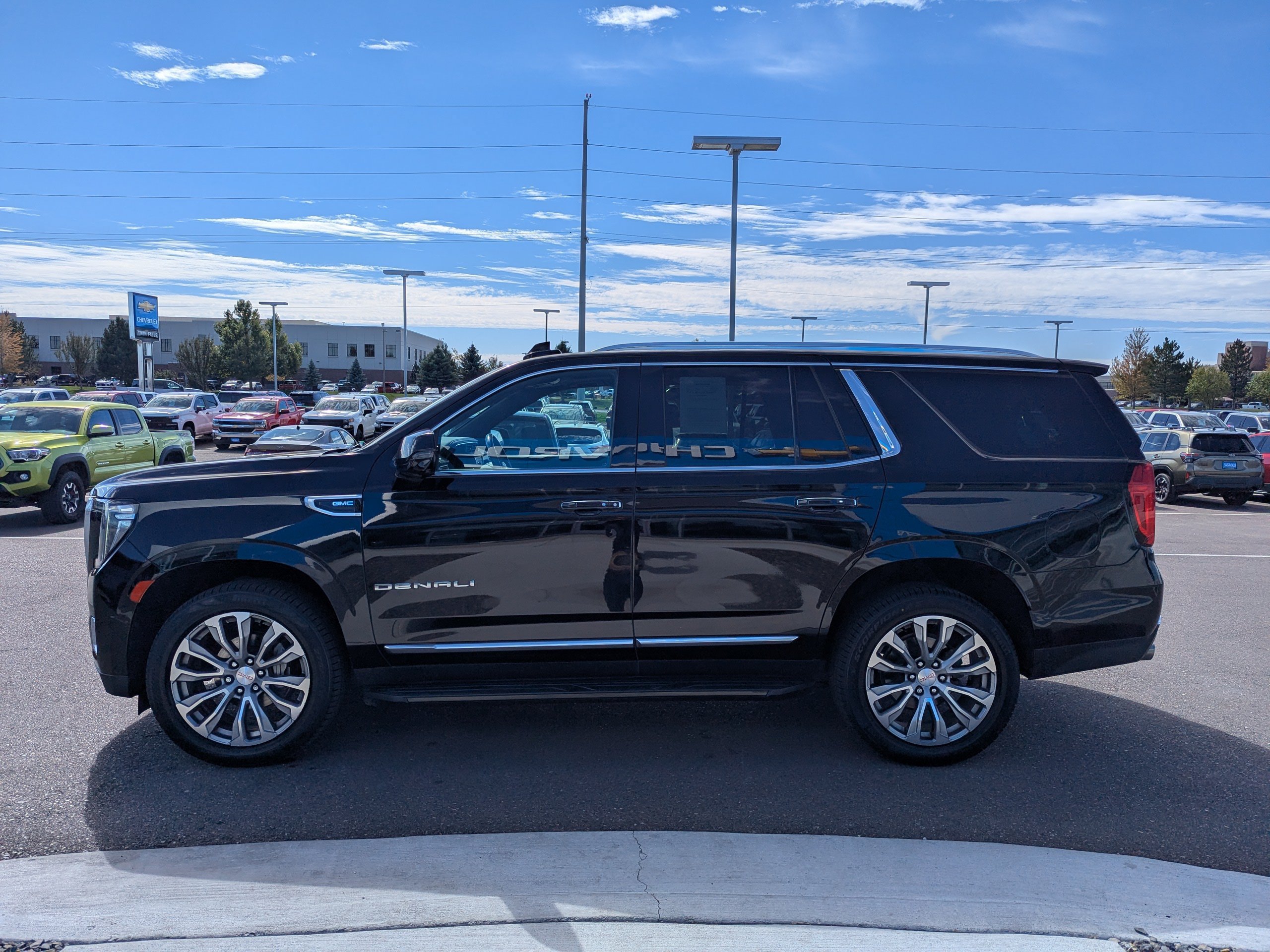 Certified 2021 GMC Yukon Denali AWD/4WD image 9