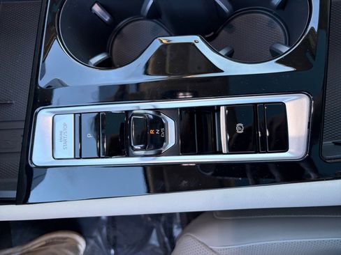 New 2026 Volkswagen Atlas SEL Premium R-Line image 19