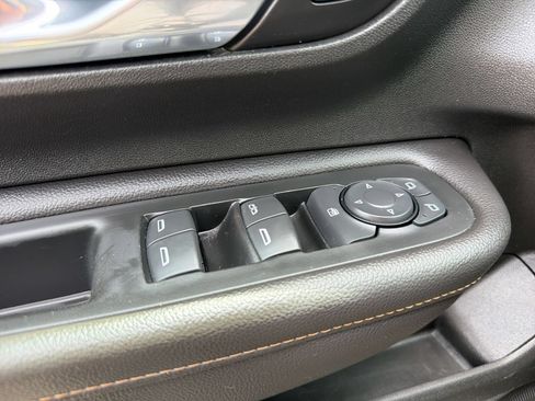 Used 2019 GMC Terrain SLE w/ Driver Convenience Package FWD image 22