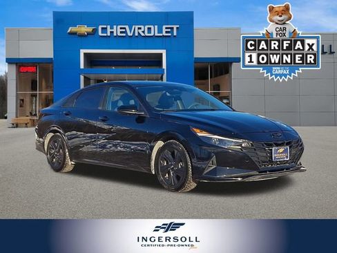 Used 2022 Hyundai Elantra SEL w/ Cargo Package image 1
