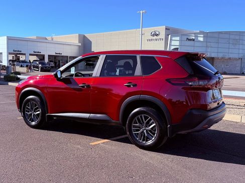 Certified 2023 Nissan Rogue S image 4
