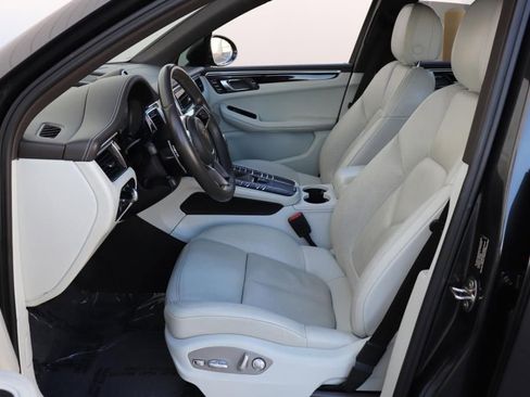 Used 2017 Porsche Macan S image 17