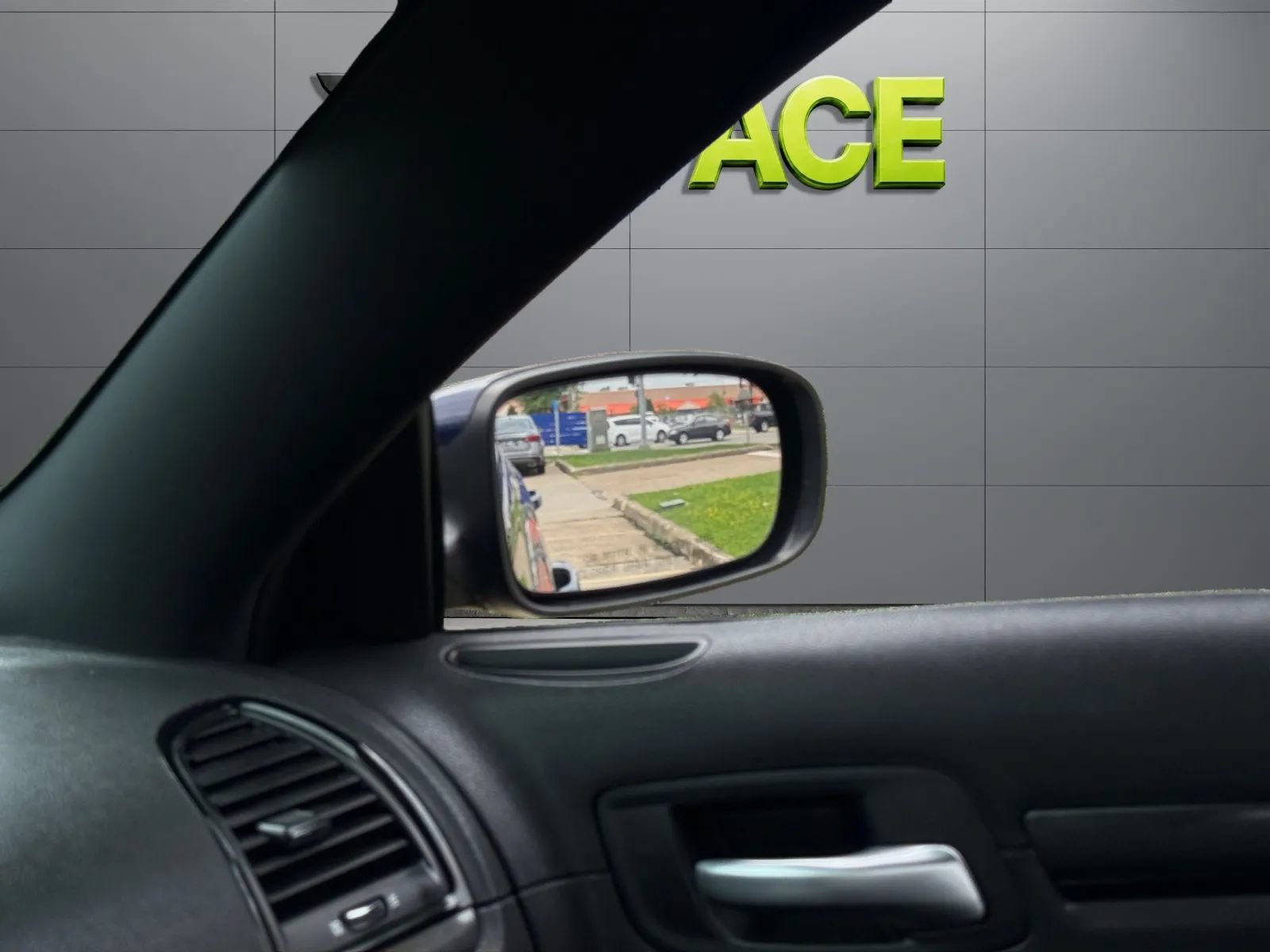 Used 2016 Chrysler 300 S RWD image 42