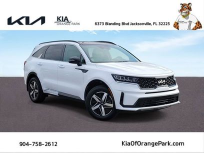 Used 2022 Kia Sorento S w/ Panoramic Sunroof Package