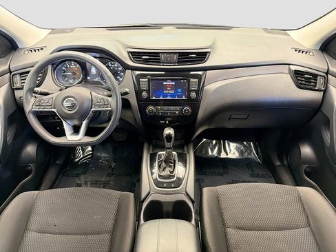 Used 2020 Nissan Rogue Sport S FWD image 11