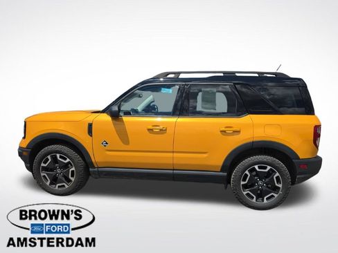 Used 2022 Ford Bronco Sport Outer Banks w/ Tech Package AWD/4WD image 5