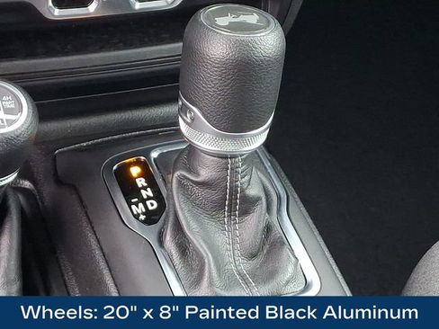 Used 2025 Jeep Wrangler Unlimited Sahara AWD/4WD image 11