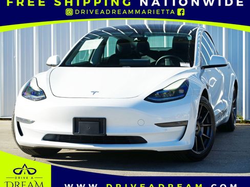Used 2021 Tesla Model 3 Standard Range Plus image 1