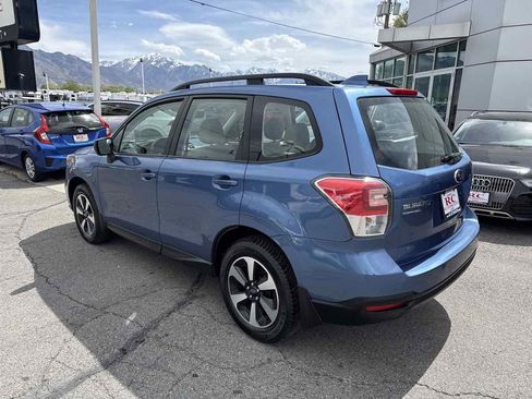 Used 2018 Subaru Forester 2.5i w/ Alloy Wheel Package image 7