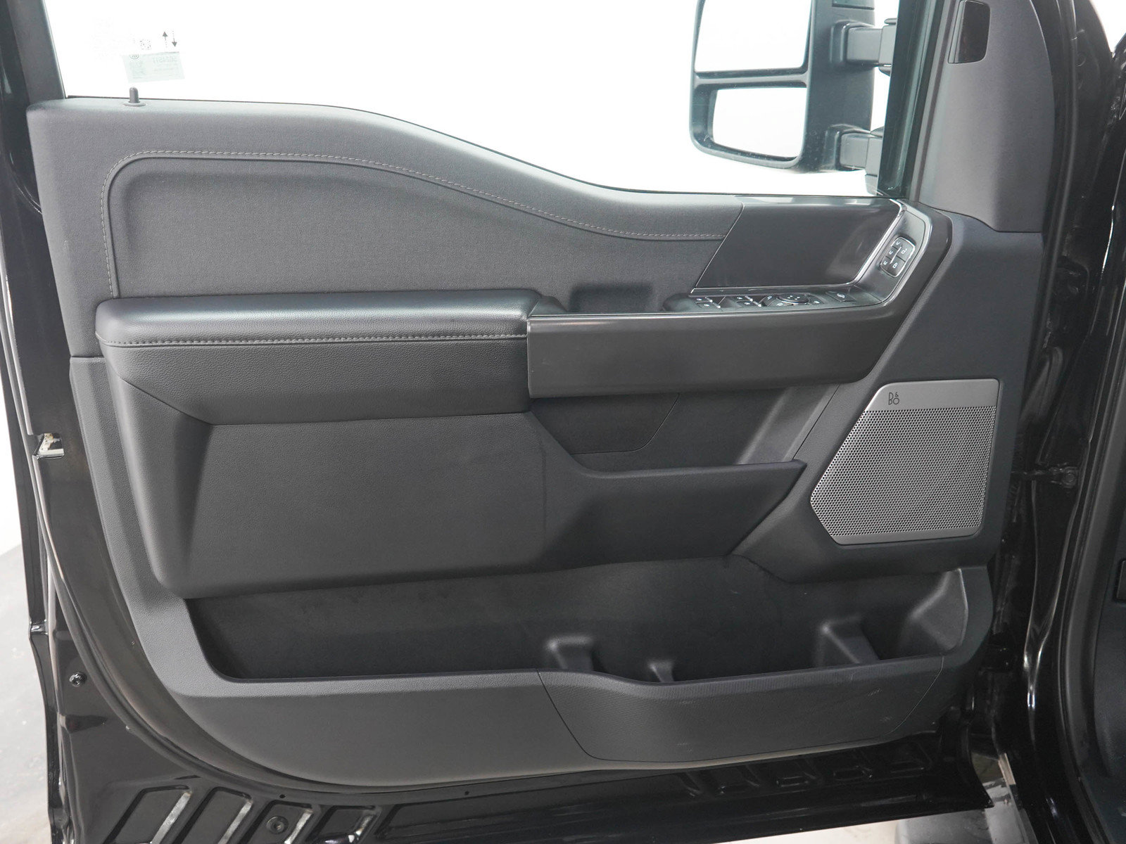 Used 2024 Ford F150 Lariat w/ Bed Utility Package AWD/4WD image 22