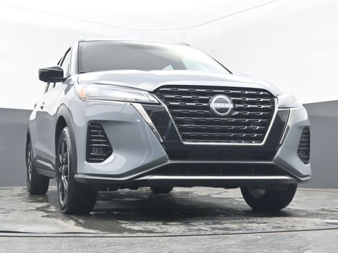 Certified 2024 Nissan Kicks SR w/ SR Premium Package image 22