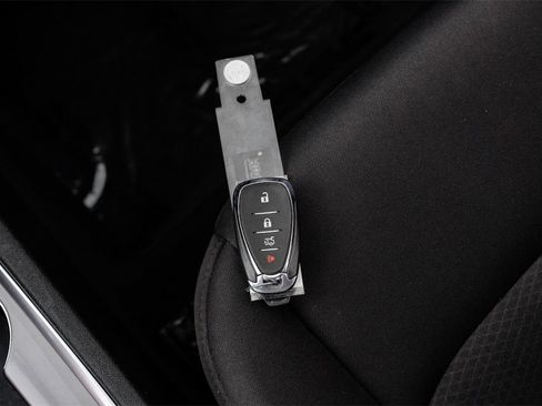 Used 2021 Chevrolet Malibu LT image 56